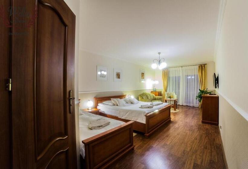 标准三人间, Willa Atena