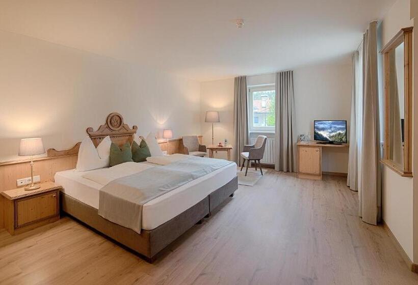 חדר אקונומי יחיד, Majestic Hotel & Spa Resort