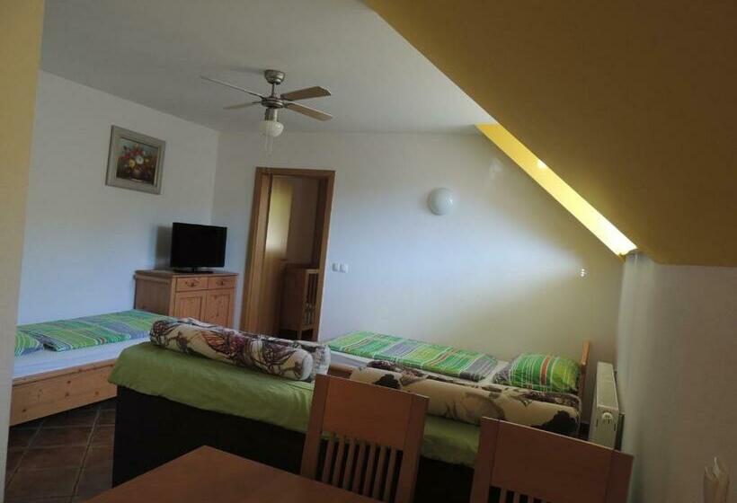 آپارتمان 1 خوابه, Rooms & Apartments Pr Matjon