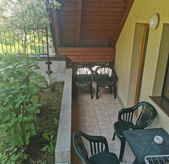 آپارتمان 1 خوابه, Rooms & Apartments Pr Matjon