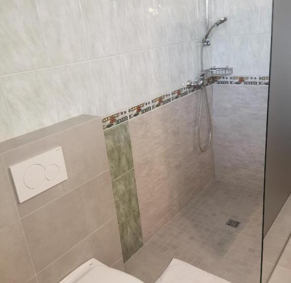 آپارتمان 1 خوابه, Rooms & Apartments Pr Matjon