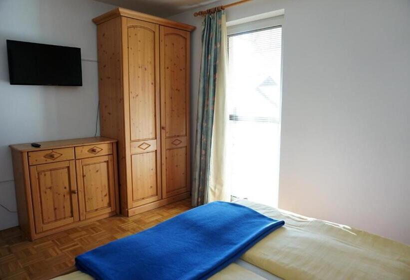 اتاق خانوادگی, Rooms & Apartments Pr Matjon