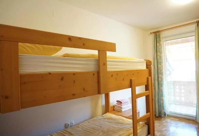 اتاق خانوادگی, Rooms & Apartments Pr Matjon