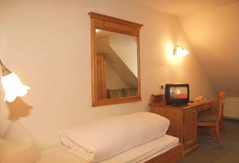 Quarto standart individual, Rossle