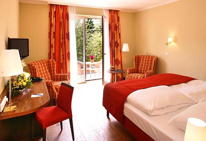 Номер Стандарт с Балконом, Ringhotel Warnemünder Hof
