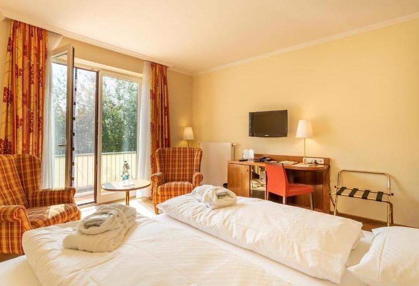 חדר סטנדרט עם מרפסת, Ringhotel Warnemünder Hof