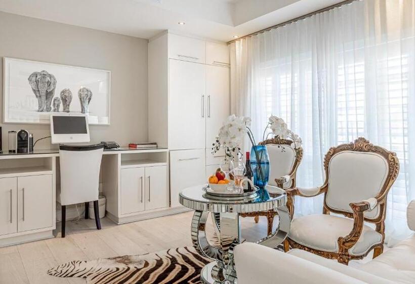 バルコニー付スイート, The Glen Boutique Hotel & Spa