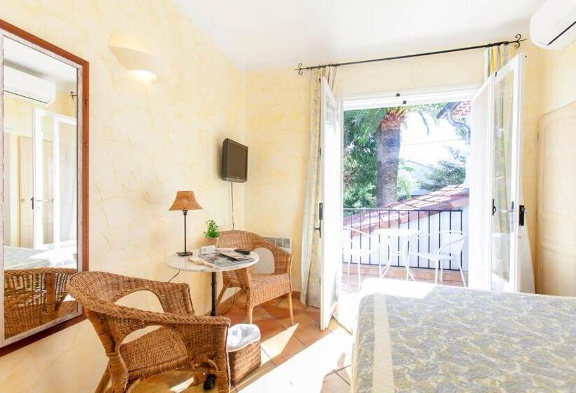 Номер Стандарт с Балконом, Villa Provencale