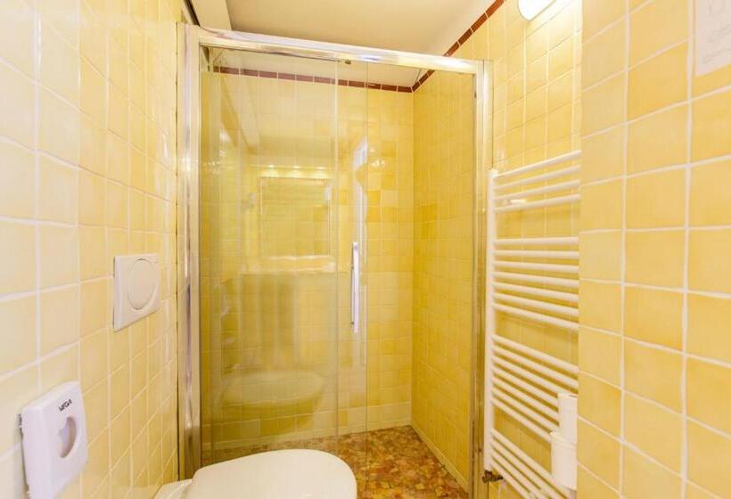 Семейный Номер Deluxe, Villa Provencale