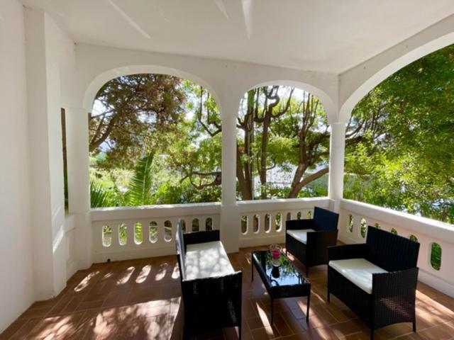 Полулюкс с Балконом, Villa Provencale