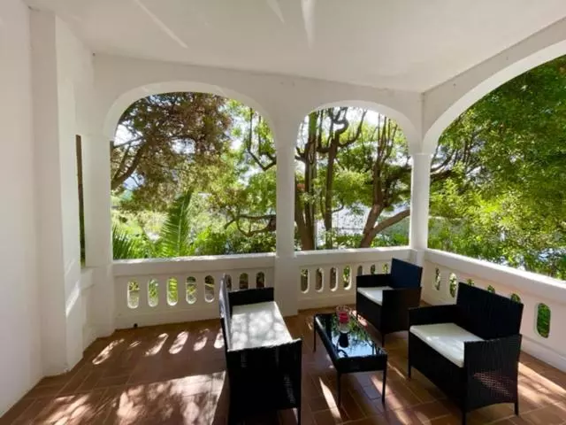 Juniorsviitti Parveke, Villa Provencale