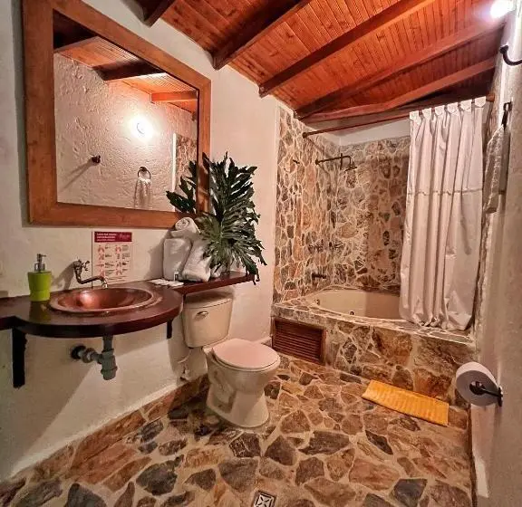 スタンダード４人部屋, Avalon Hotel Campestre