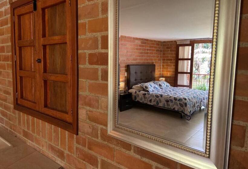 디럭스 룸, Avalon Hotel Campestre