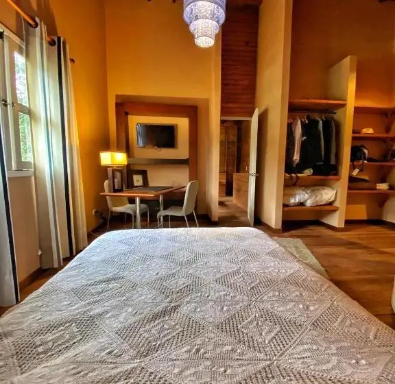 デラックススイート, Avalon Hotel Campestre
