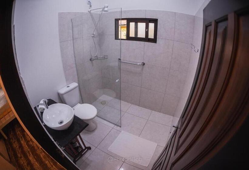 Családi Stúdió, Pousada Amaravida