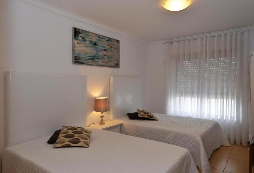 اتاق استاندارد, Apartamentos 7 Saias Centro