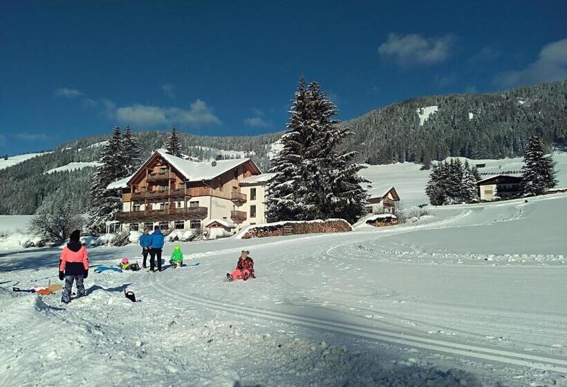 דירת חדר, Appartments Helvetia