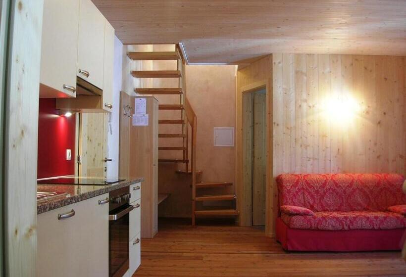 발코니가 있는 2 베드룸 아파트, Appartments Helvetia