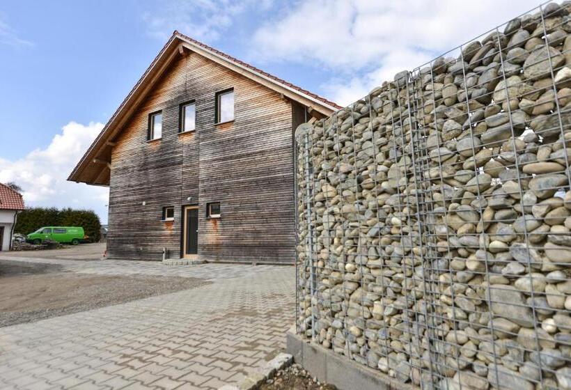 이코노미 룸, Gut Hügle Jugendzimmer