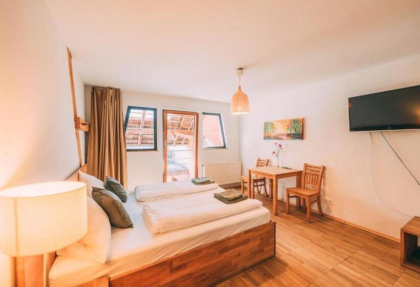 이코노미 스튜디오, Gut Hügle Jugendzimmer