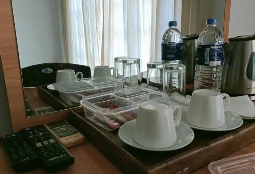 Perhehuone, Andorra Tourist Resort Anuradhapura