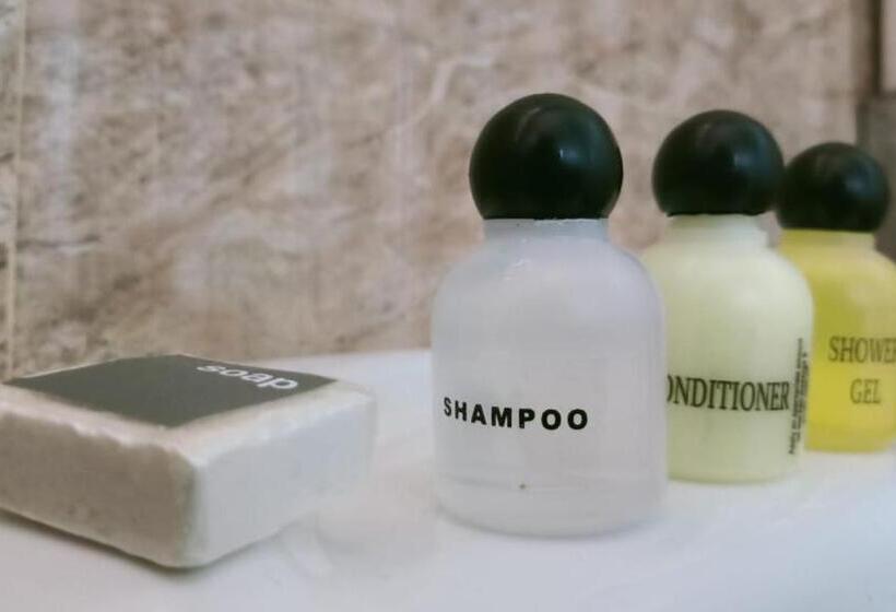 Трехместный Номер Deluxe, Andorra Tourist Resort Anuradhapura