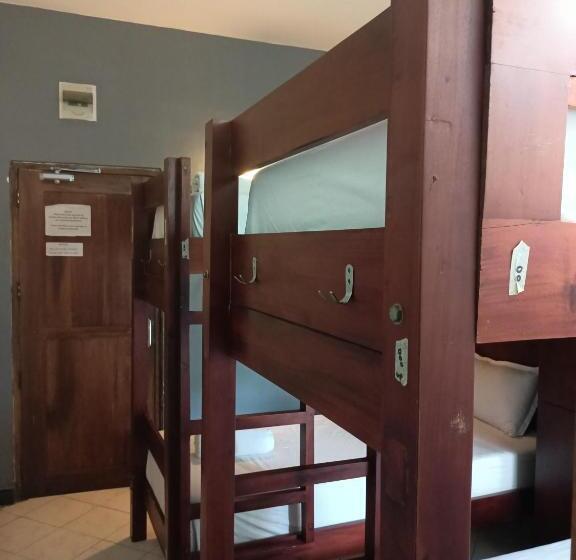 Кровать в Общей Комнате, Andorra Tourist Resort Anuradhapura