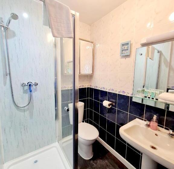 اتاق استاندارد, Corriemar House