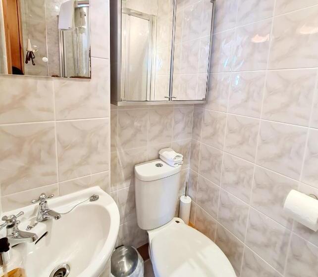 اتاق استاندارد با تخت بزرگ, Corriemar House