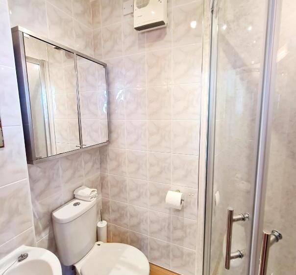 اتاق استاندارد با تخت بزرگ, Corriemar House