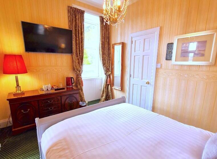 سوییت جونیور با چشمانداز دریا, Corriemar House