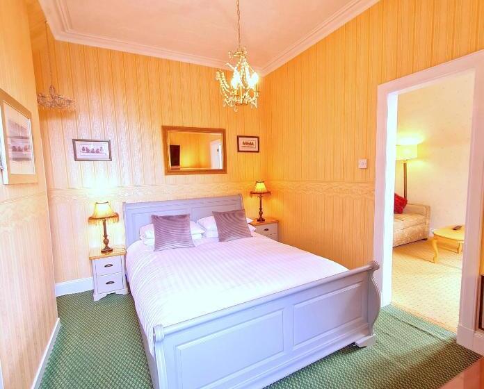 سوییت جونیور با چشمانداز دریا, Corriemar House