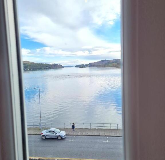 اتاق استاندارد با چشمانداز دریا, Corriemar House