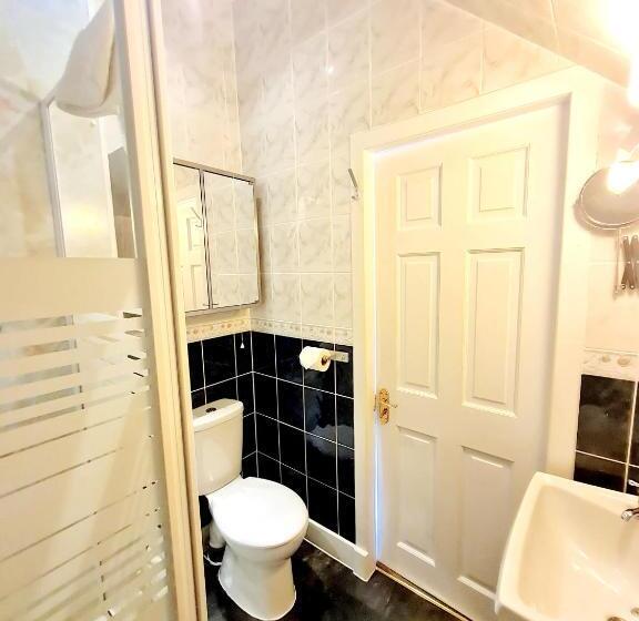 اتاق استاندارد با چشمانداز دریا, Corriemar House