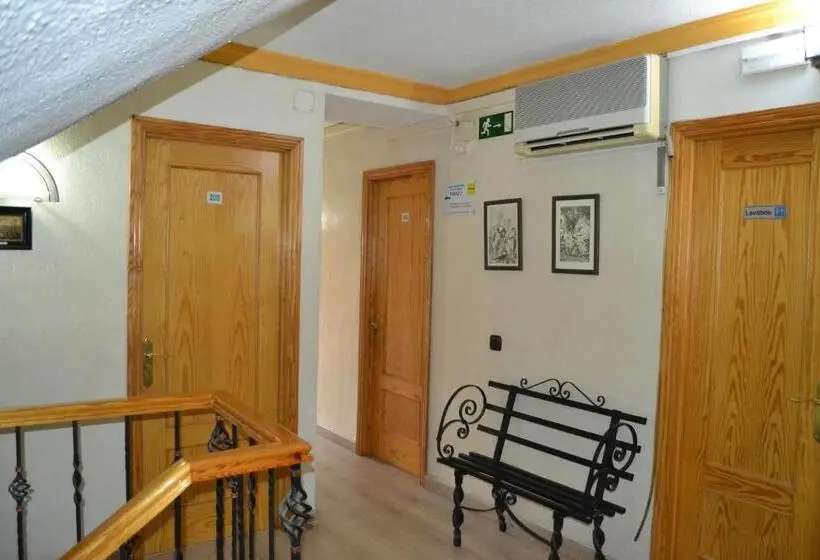 バスルーム共有のシングルスタンダード, Hostal Don Juan I