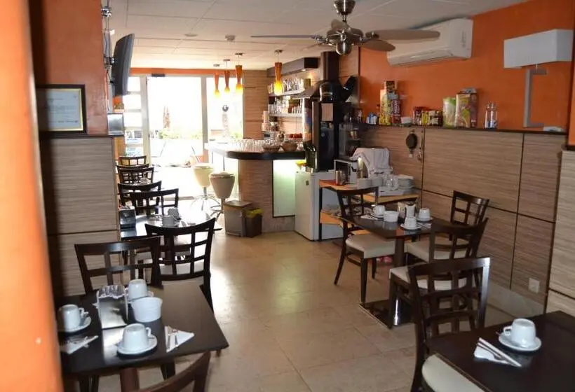 バスルーム共有のシングルスタンダード, Hostal Don Juan I