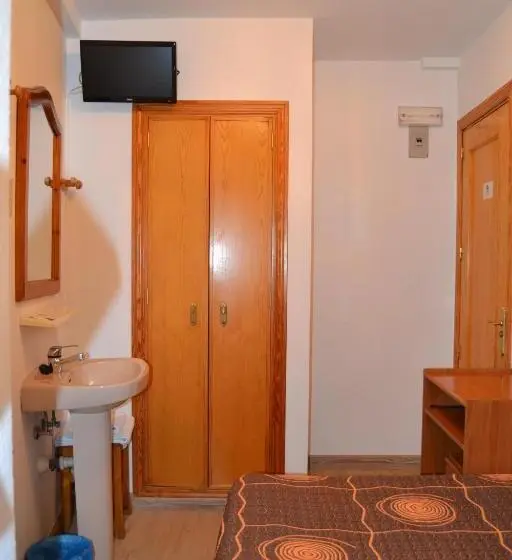バスルーム共有のシングルスタンダード, Hostal Don Juan I