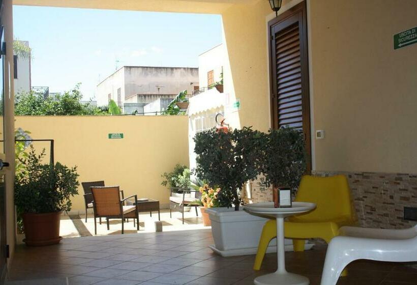 スタンダードルーム, Room And Breakfast Aloe