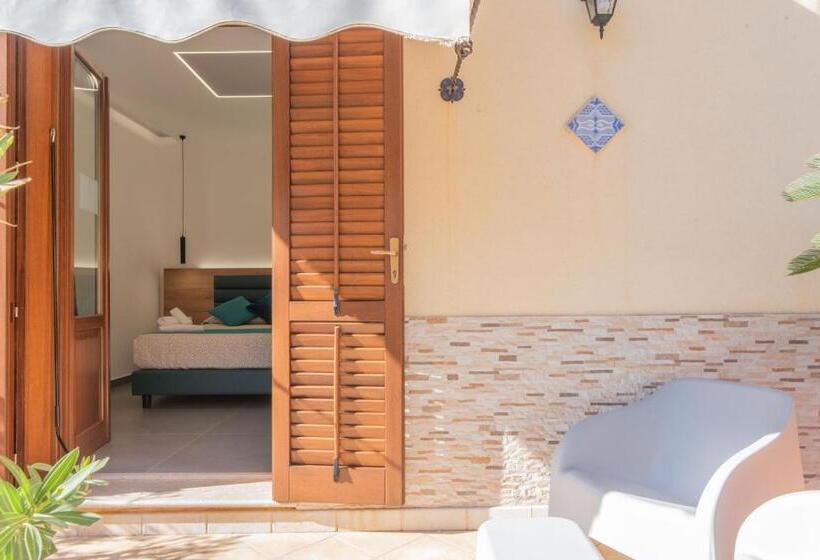 اتاق استاندارد پریمیوم سه تخته, Room And Breakfast Aloe