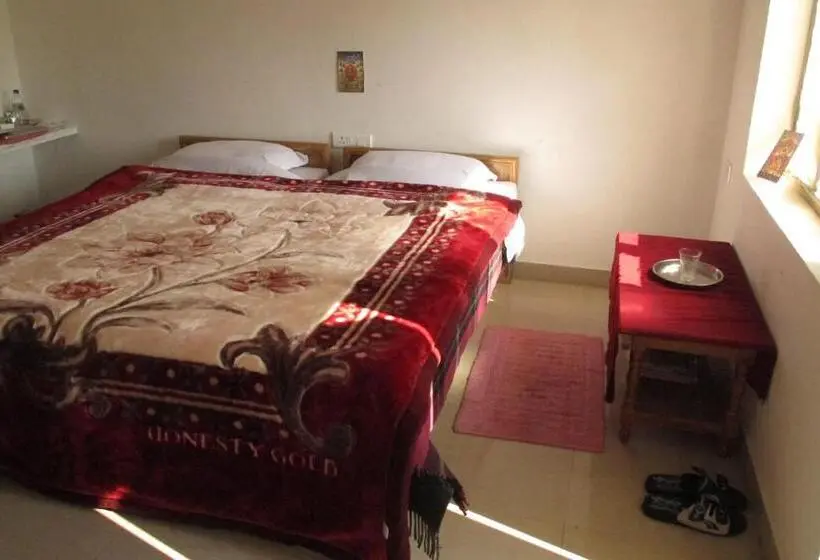 اتاق استاندارد, Suma Guest House