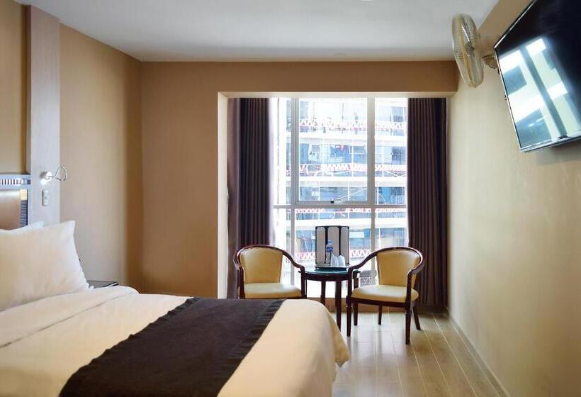 اتاق اجرایی, Gran Mundo Hotel & Suites