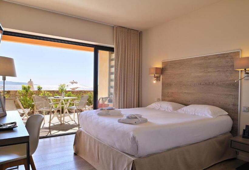 オーシャンビュークラシックルーム, Hôtel Abbartello