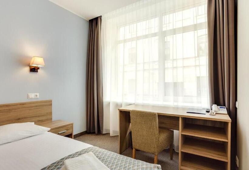 اتاق استاندارد, Old Town Trio