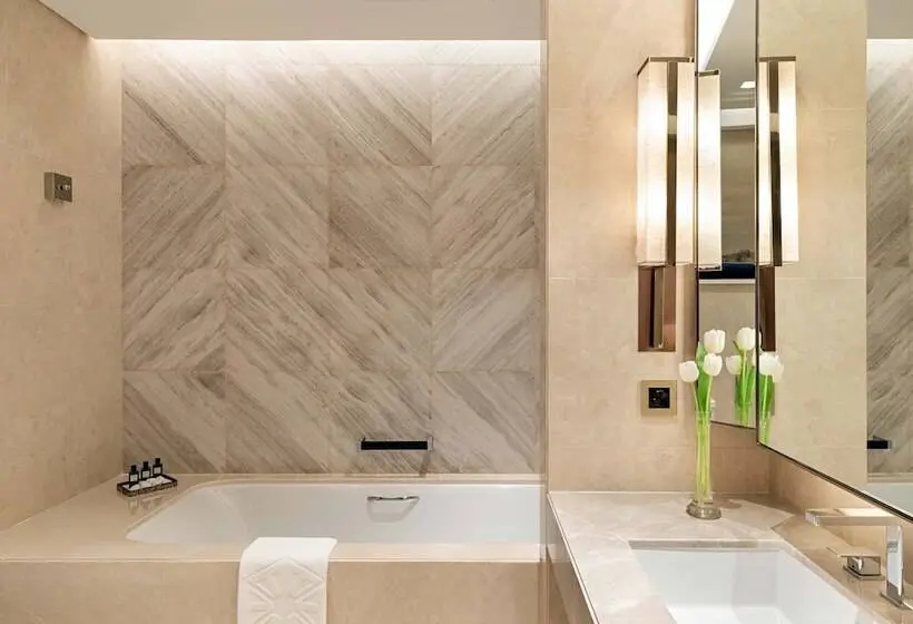 سوئیت دلوکس 2 خوابه, Taj Exotica Resort & Spa, The Palm, Dubai