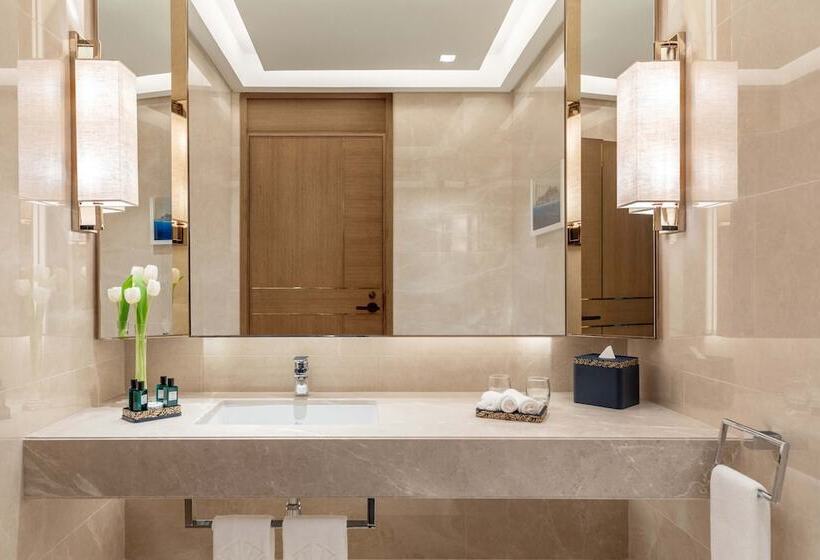 سوییت لوکس, Taj Exotica Resort & Spa, The Palm, Dubai