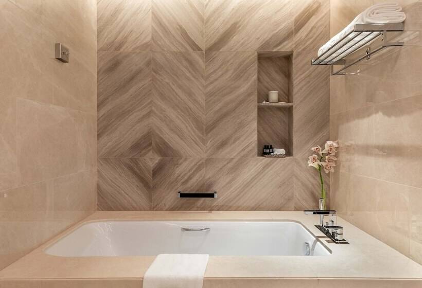 سوییت لوکس, Taj Exotica Resort & Spa, The Palm, Dubai