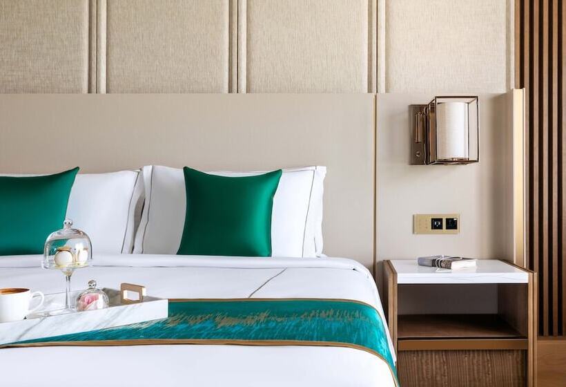 سوییت لوکس, Taj Exotica Resort & Spa, The Palm, Dubai