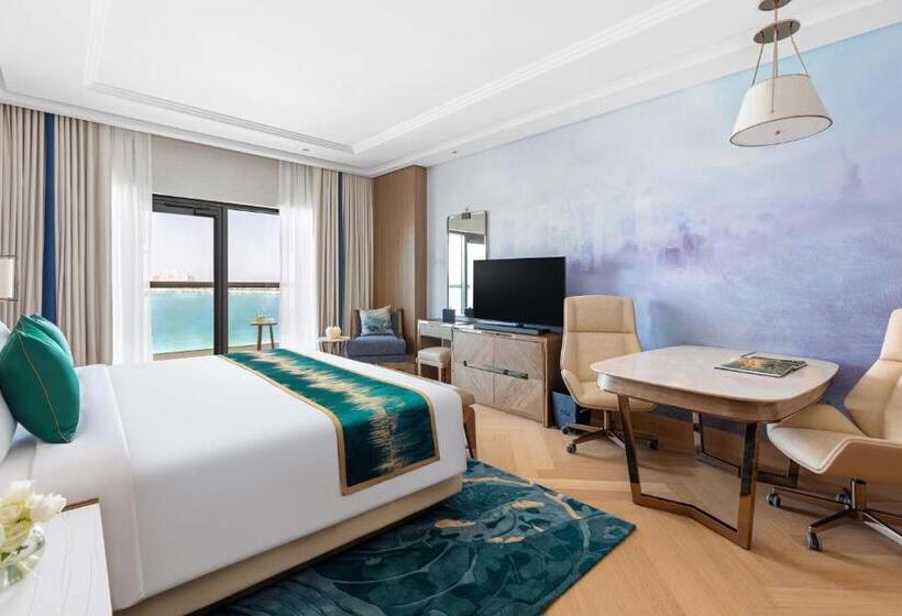 Deluxe Suite Sea View, Taj Exotica Resort & Spa, The Palm, Dubai