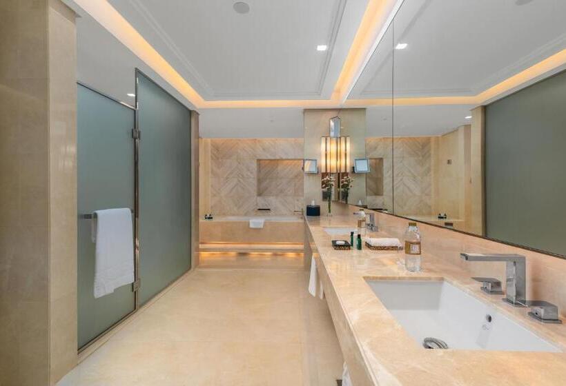 سوئیت کلوب با چشمانداز دریا, Taj Exotica Resort & Spa, The Palm, Dubai