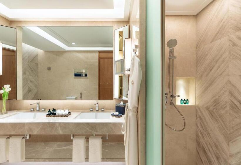 سوئیت دلوکس 2 خوابه, Taj Exotica Resort & Spa, The Palm, Dubai